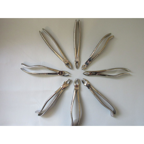 Pre-Owned Upper Extraction Forceps x 8